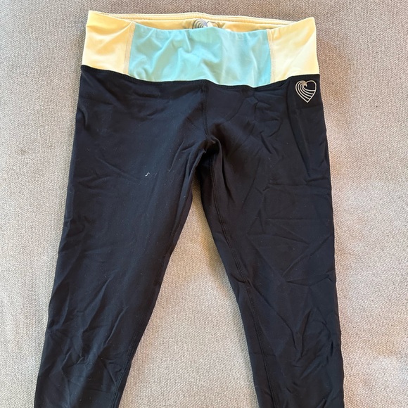 Retro Tone It Up Workout Leggings - Picture 1 of 3